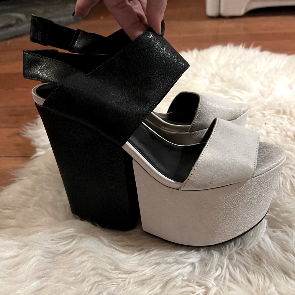 MATIKO Genuine Leather Black and White Platform Heels Wedges Rare